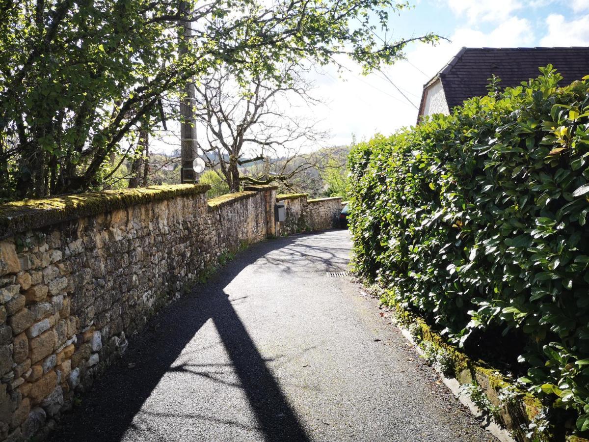 Le Petit Cocon De La Poste Διαμέρισμα Gourdon-en-quercy Εξωτερικό φωτογραφία